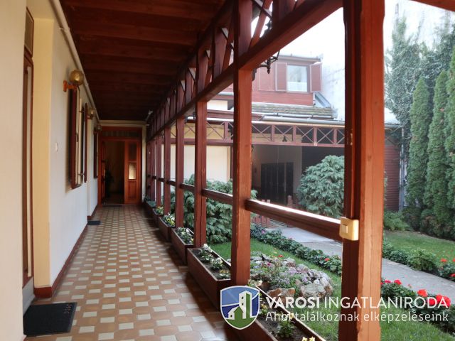 Eladó szálloda Hódmezővásárhelyen, és még bővíthető is!