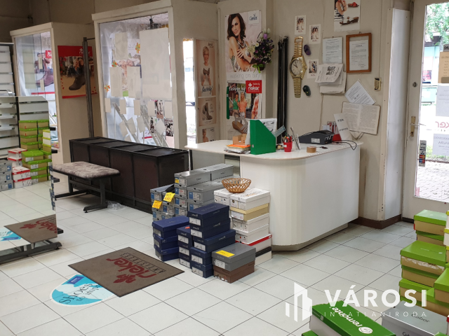 Kiadó belvárosi 80 nm-es üzlethelyiség