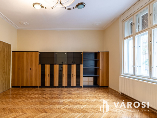 Többgenerációs, 4 lakásos családi ház a X. kerületben Eladó!