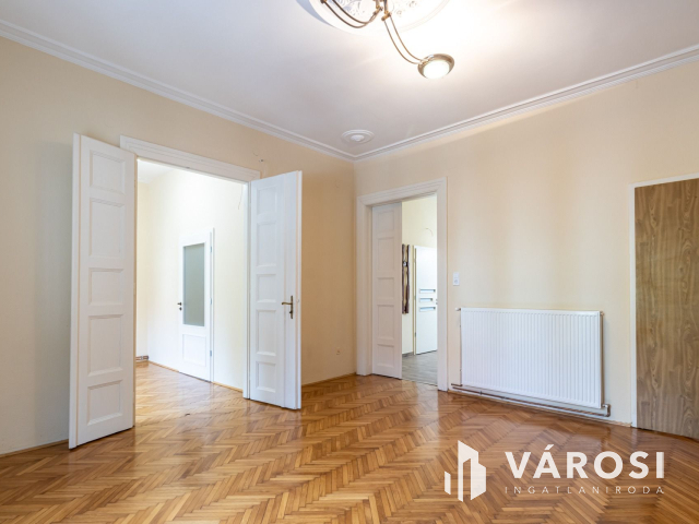 Többgenerációs, 4 lakásos családi ház a X. kerületben Eladó!