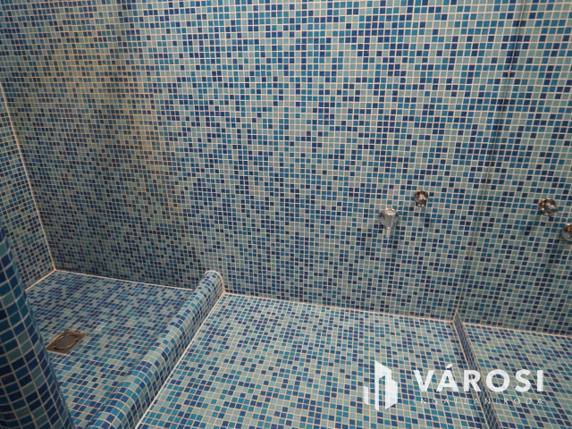 Balatonkeresztúron igényes nyaraló, 5 percre a strandtól!