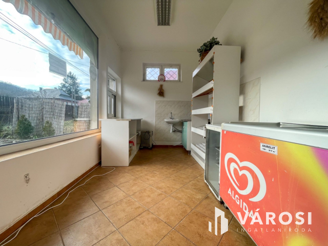 Homokterenyén eladó a Hangya ABC!