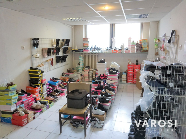 Remek elhelyezkedéssel üzlethelység Székesfehérváron!