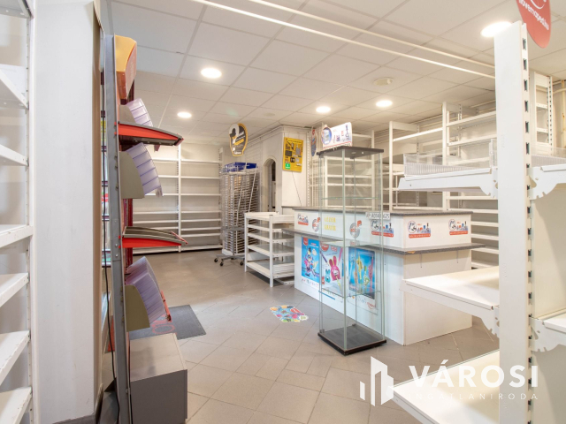 Orczy úton 44 m2-es, utcai bejáratú üzlethelyiség eladó