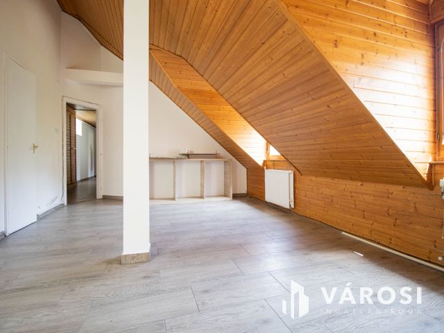 Belső udvaron lévő Iroda eladó Győr belvárosban