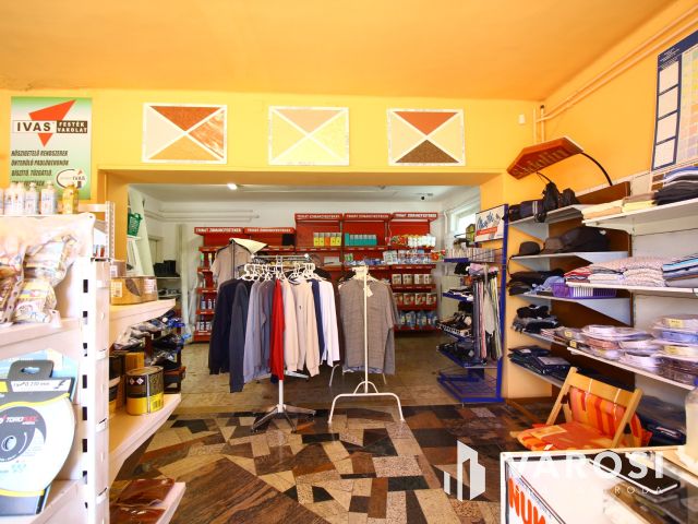 Kisteleken, központi üzlethelyiséget kínálok