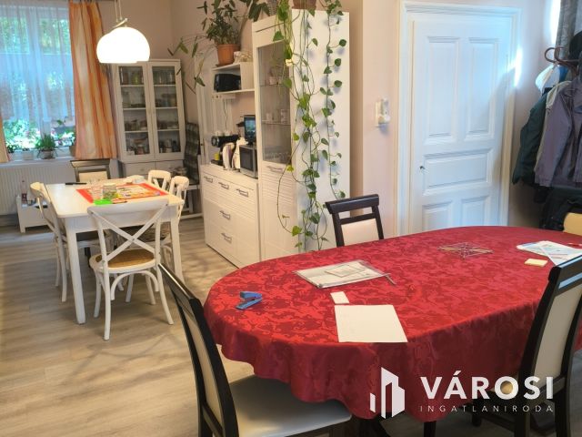 Múlt századi polgári hangulat, modern köntösben!