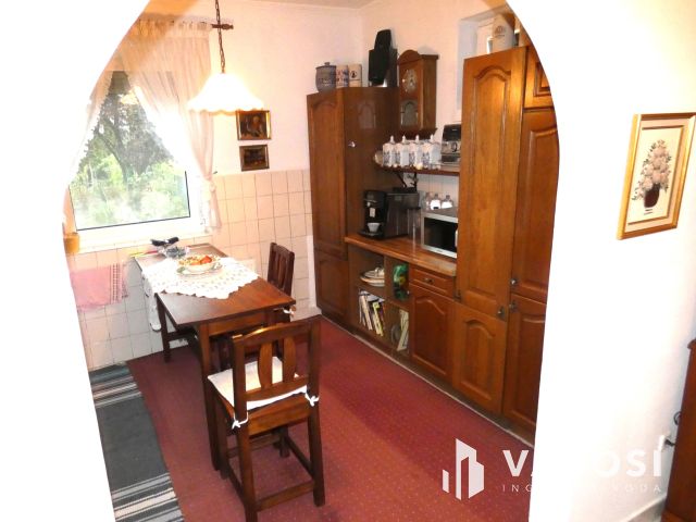 Nagy ház most még jó áron eladó a Balatonhoz közel