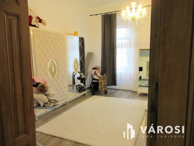 Makói belvárosi igényesen felújított polgári ház!!!