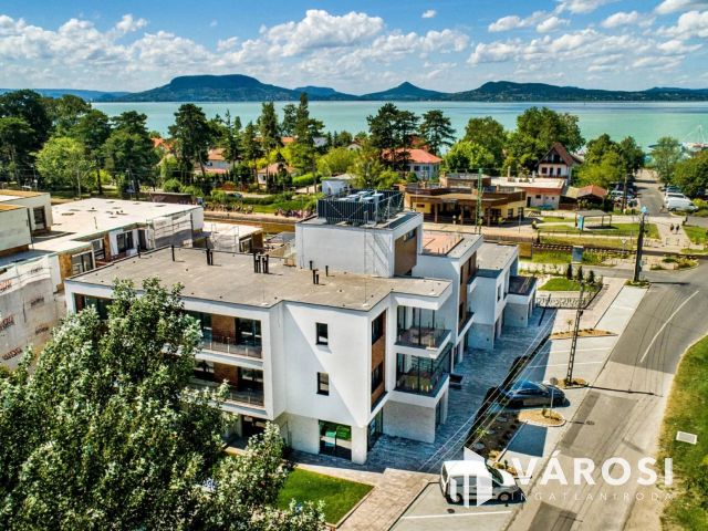 Új építésű lakás (B307), a Balatontól 200 méter távolságra