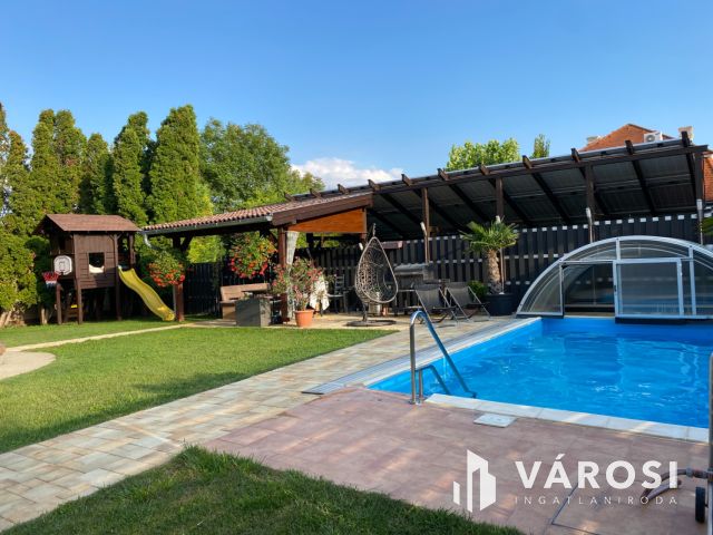 Gyönyörű családi ház Siófok Rózsadombján