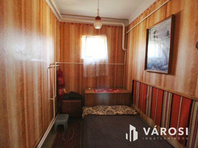 Eladó tágas családi ház Sarkadon