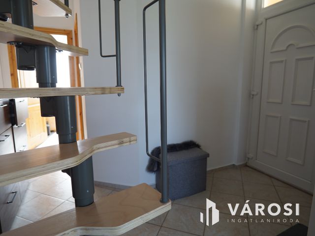 Jó elrendezésű, modern családi ház!