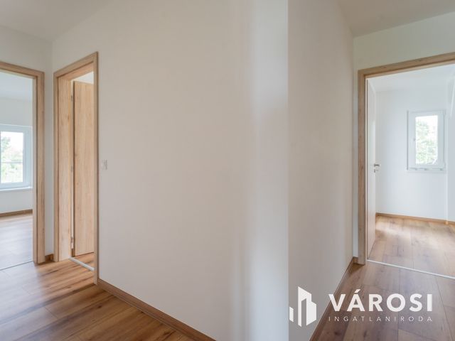 Panorámás luxus lakás Balatonföldváron