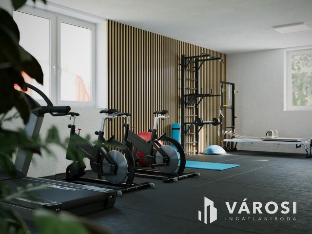 Vásárhelyen az ipariparkban,