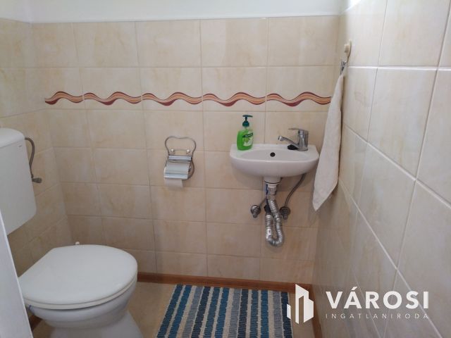 Mátraterenyén eladó, kitűnő állapotú családi ház!