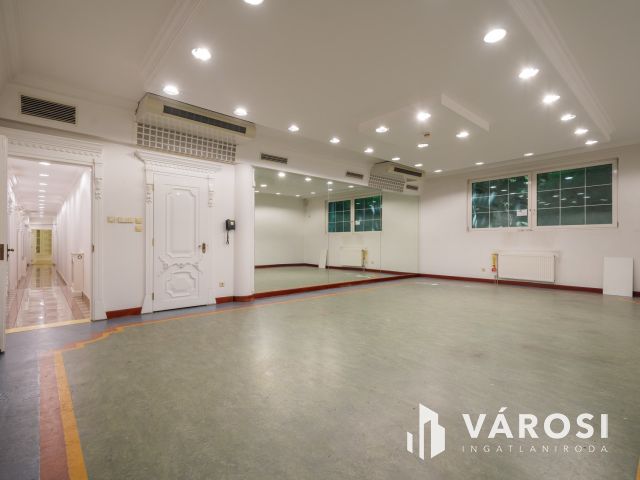 Exkluzív Villa a Rózsadombon