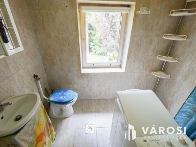 Budakeszi Nagyszénászug területén családi ház!