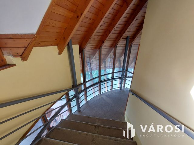 Kifogástalan állapotú lakás várja ideális bérlőjét