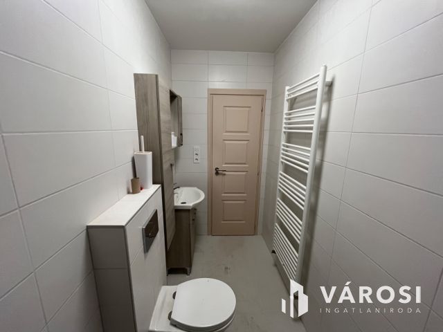 Debrecen 2 generációs, teljes körűen felújított ingatlan!