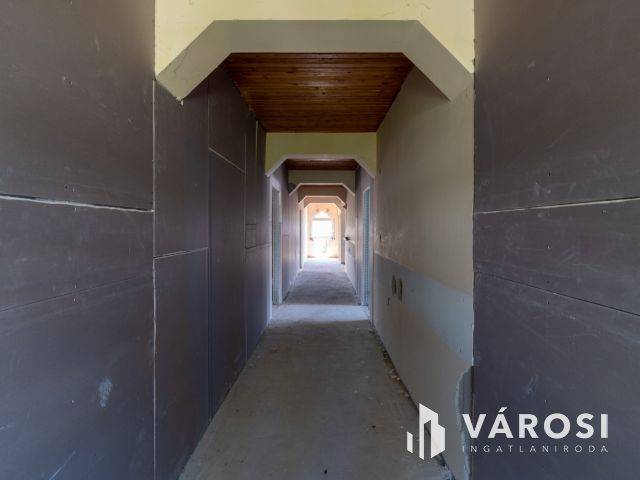 Egyedülálló befektetési lehetőség az Aranyparton