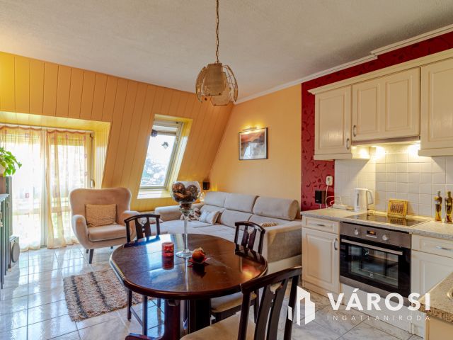 Felhők felett Móravárosban