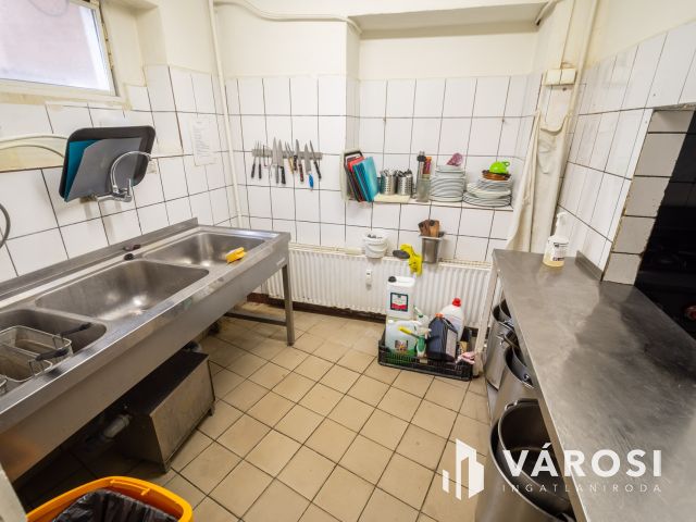 Kiadó főzőkonyha raktárral, irodával a XIII. kerületben