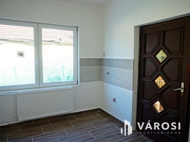 Felújított családi ház bomba áron!