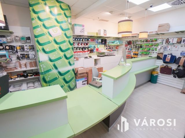 Forgalmas helyen a Budagyöngye bevásárlóközpontban!