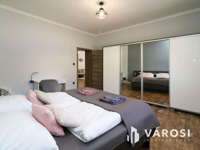 Felújított, működő apartman eladó