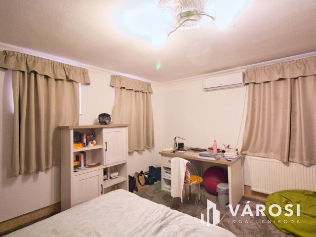 Szolnok kertvárosi részén