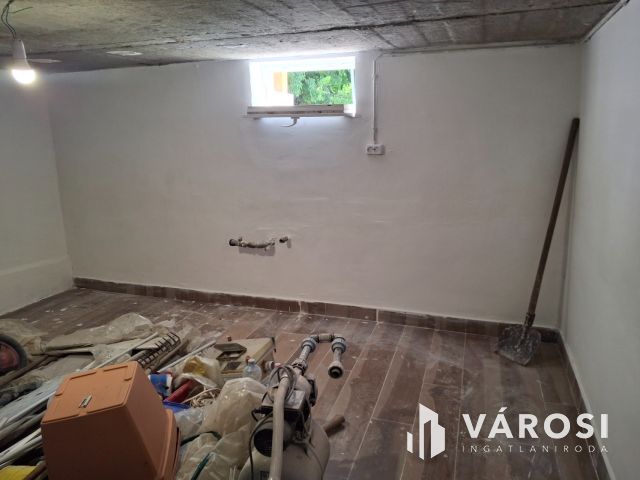 Otthonos családi ház,a dunapart közelében.