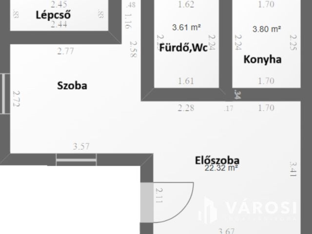 Otthonos családi ház,a dunapart közelében.