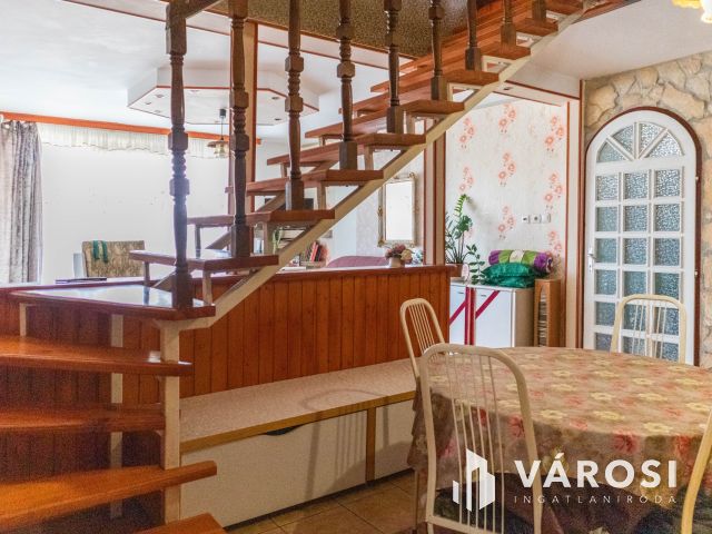 Kiváló lokáció, sokoldalúan hasznosítható ingatlan