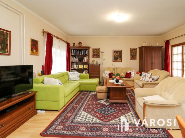 Családi ház 2 apartmannal Gyulán, a Várfürdő közelében!