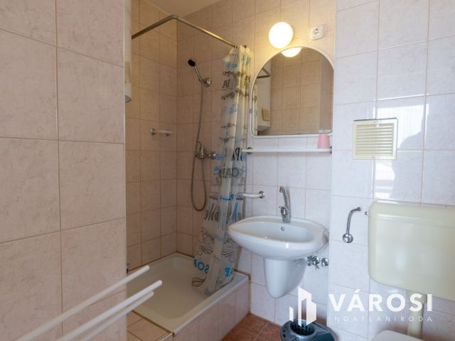 Panorámás nyaraló Siófokon az Aranyparton