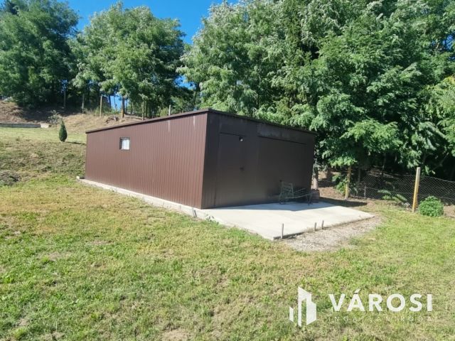 Összközműves eladó telek, Hosszúvölgyön!