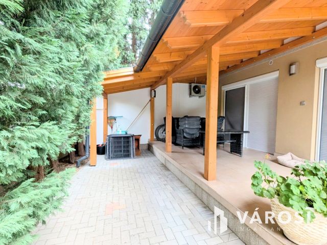 Prémium minőségű ház kiadó a Munkácsy negyedben!