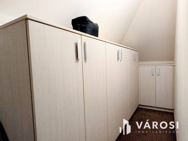 Prémium minőségű ház kiadó a Munkácsy negyedben!