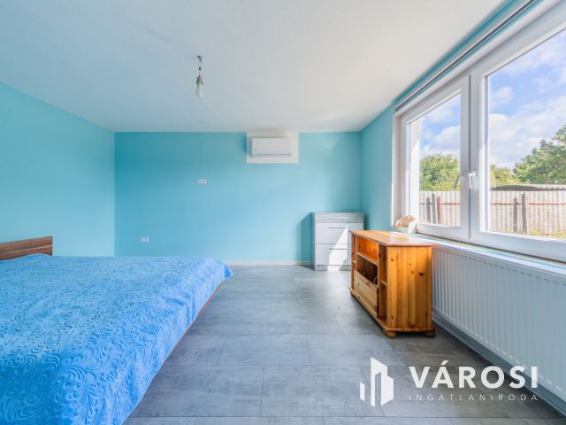 Frissen felújított kertkapcsolatos lakás