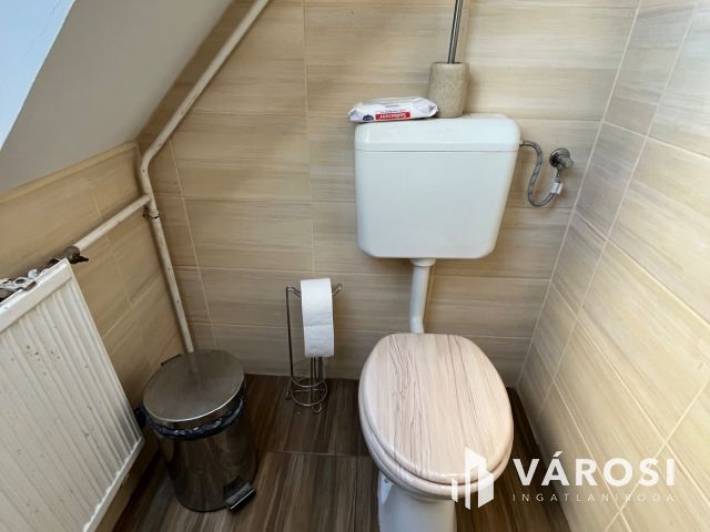 Debrecen Homokertben, Csendes Szép Utcában, Jó Ház Eladó!