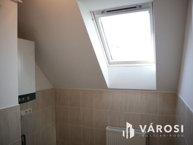 Eladó kétszobás lakás a Bartucz Lajos utcában!