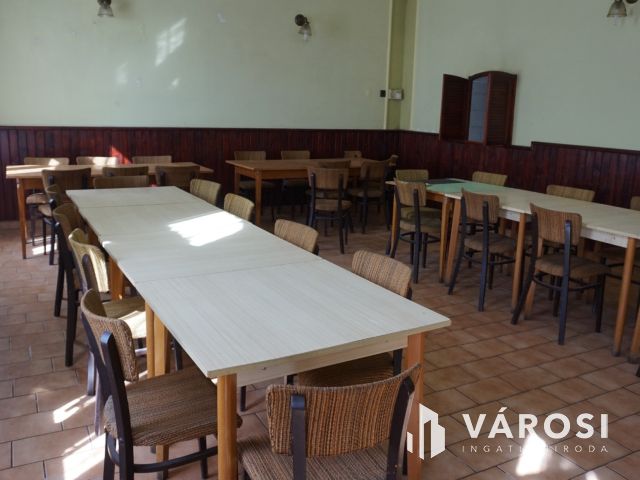 Patinás ház kiváló helyen Vásárhelyen