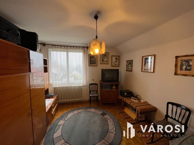 Debreceni 5 Szobás Jó Ház Csendes Kertvárosi Környezetben!