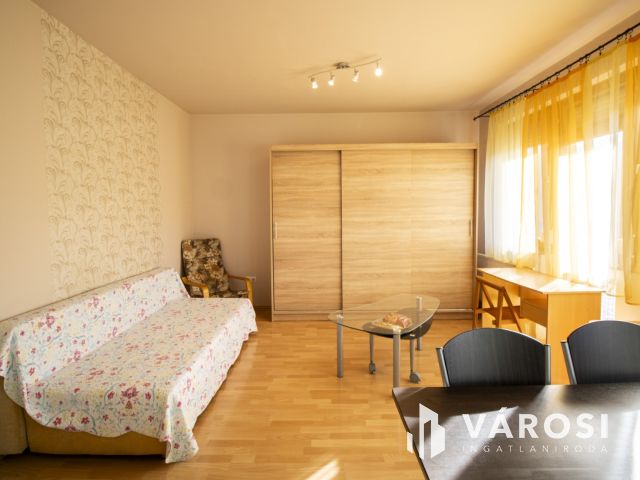 Kiadó modern garzon Békéscsaba szívében