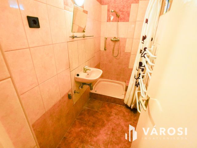 Többgenerációs családi ház Heréden!