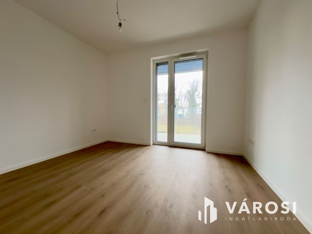 Balatonföldváron 1. emeleti luxuslakás eladó!