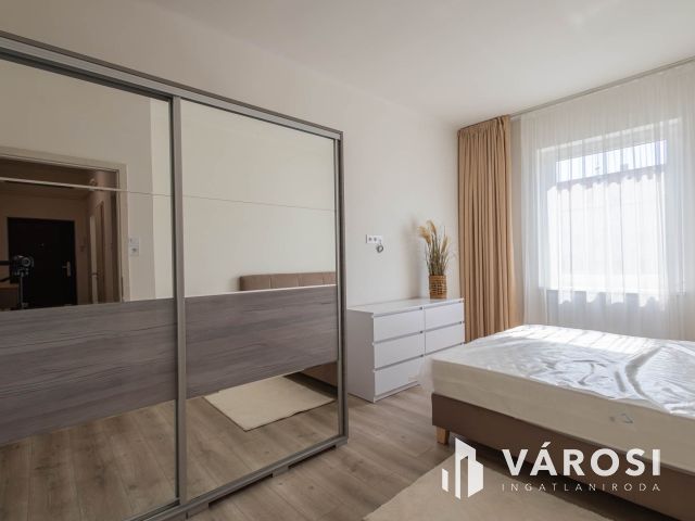 Kiadó prémium lakás a Mars tér mellett