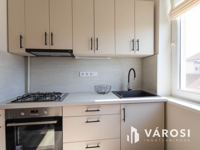 Kiadó prémium lakás a Mars tér mellett