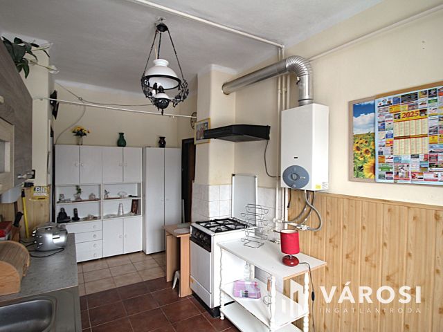 Kitűnő helyen, kétszobás, otthonos lakás